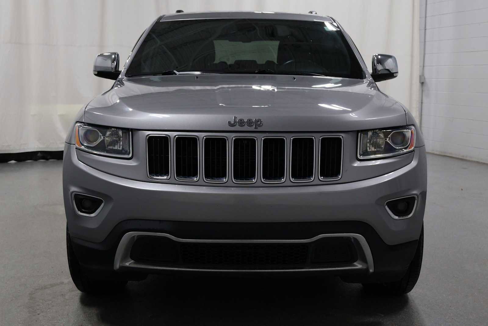 Used 2014 Jeep Grand Cherokee Limited w/ Trailer Tow Group IV image 14