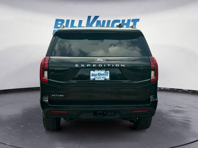 Used 2025 Ford Expedition Active AWD/4WD image 4