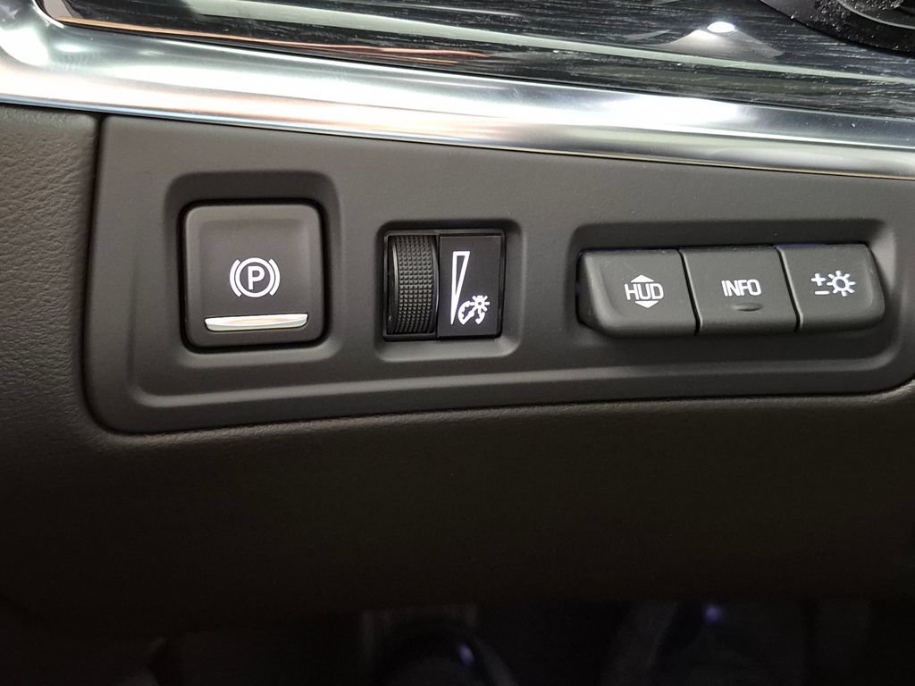 New 2026 Cadillac XT5 Premium Luxury w/ Driver Assist Package FWD image 18