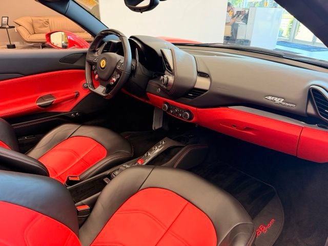 Used 2018 Ferrari 488 Spider RWD image 20
