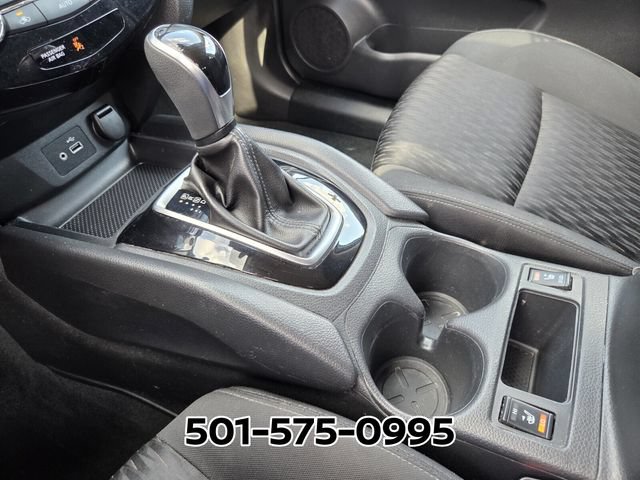 Used 2020 Nissan Rogue SV FWD image 26