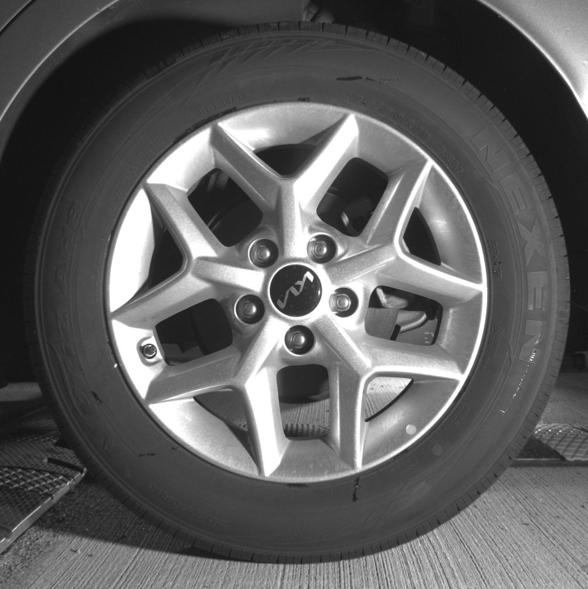 Used 2025 Kia Soul LX w/ LX Technology Package FWD image 14