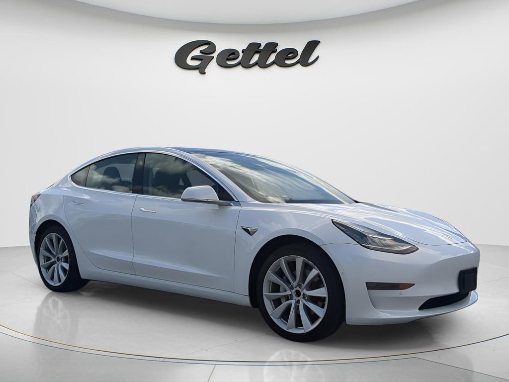 Used 2018 Tesla Model 3 Long Range image 10