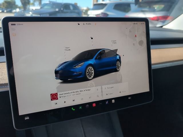 Used 2023 Tesla Model 3 Standard Range image 12