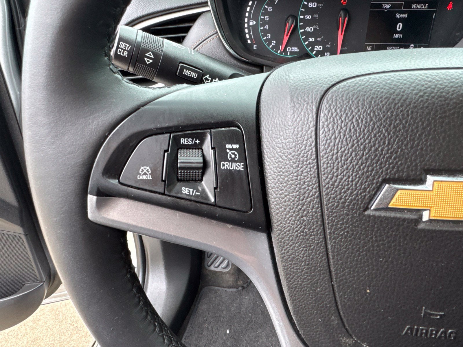 Used 2018 Chevrolet Trax LT w/ LT Convenience Package FWD image 20