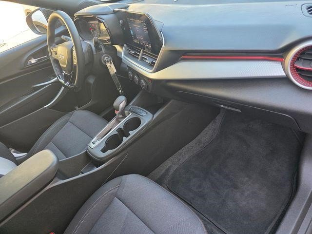 Certified 2024 Chevrolet Trax RS w/ Driver Confidence Package image 20