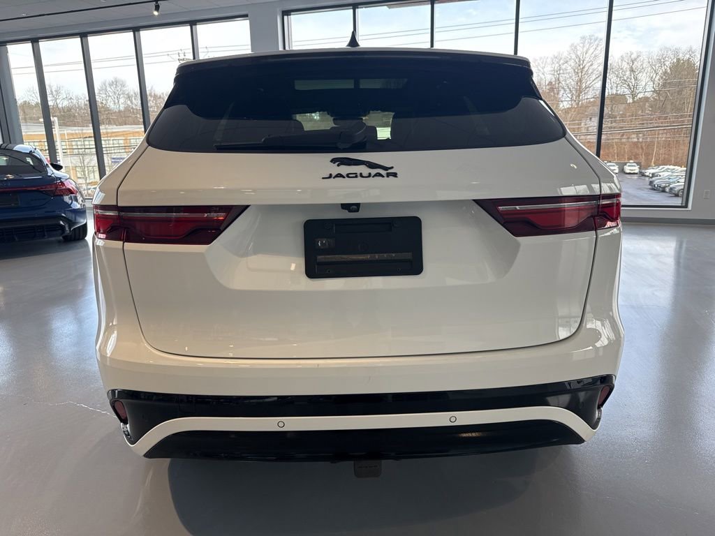 Used 2025 Jaguar F-PACE R-Dynamic S image 12