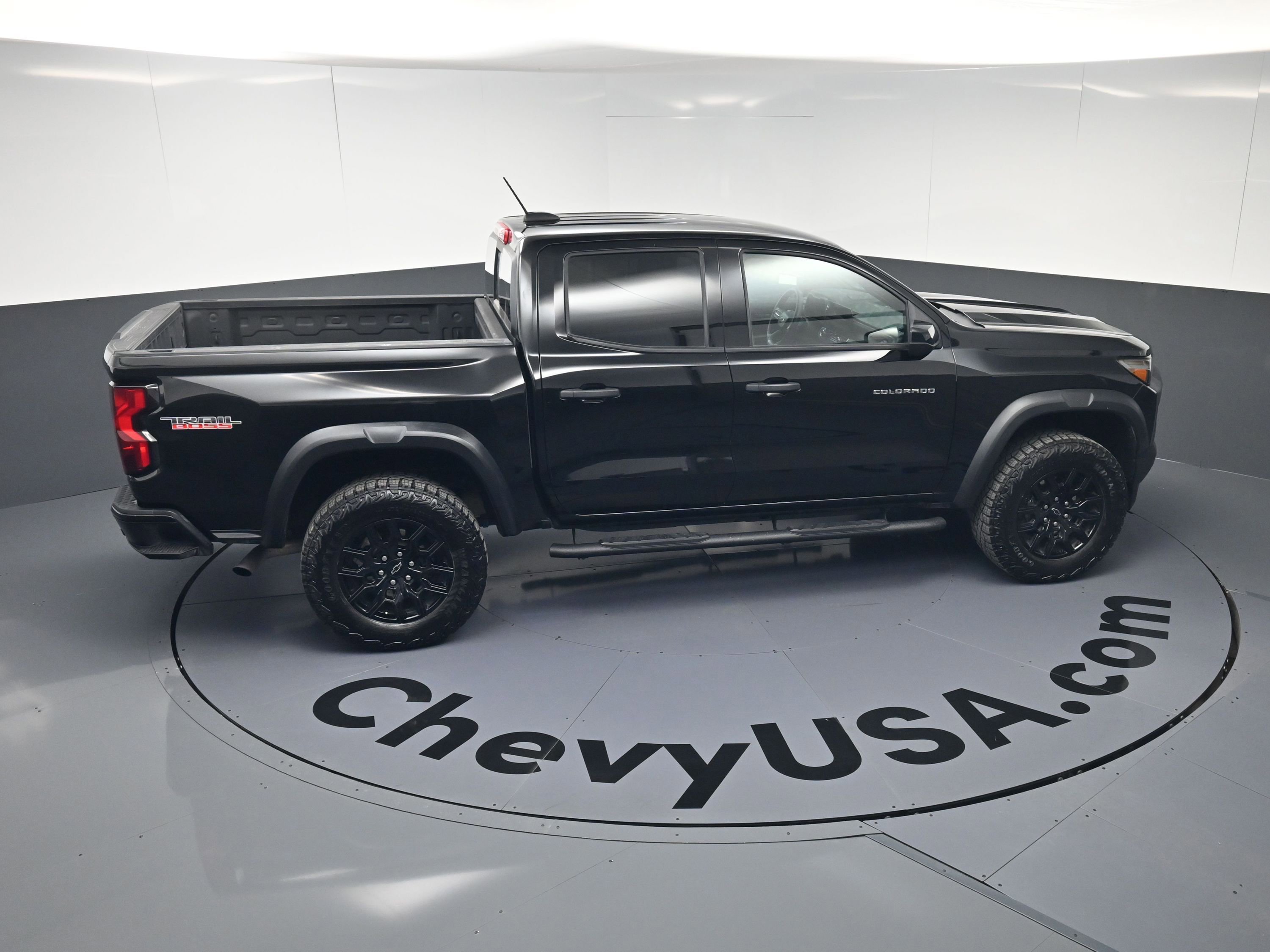 Certified 2024 Chevrolet Colorado Trail Boss w/ Advanced Trailering Package image 31