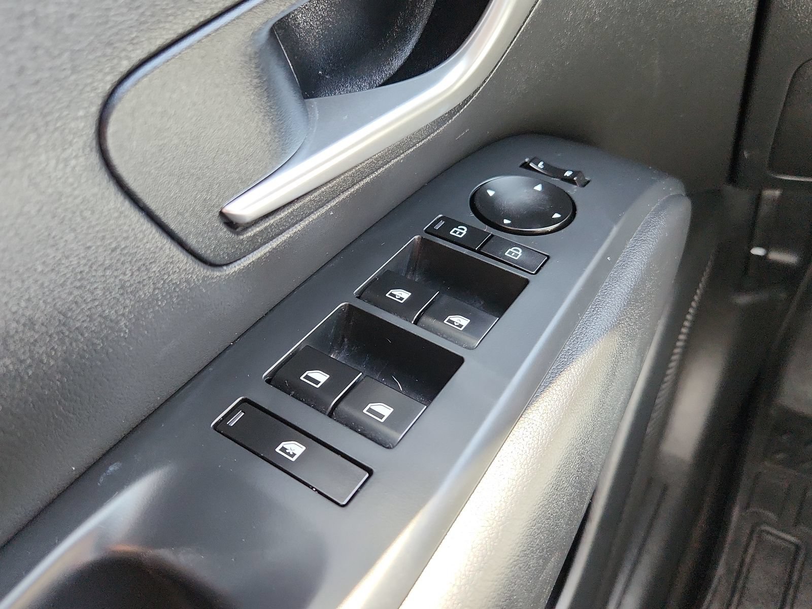 Used 2025 Hyundai Tucson SEL FWD image 17