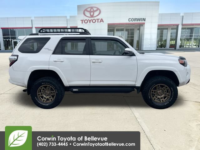Used 2018 Toyota 4Runner TRD Off-Road Premium AWD/4WD image 6