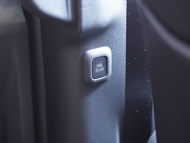 Certified 2026 Toyota Sienna XSE image 43