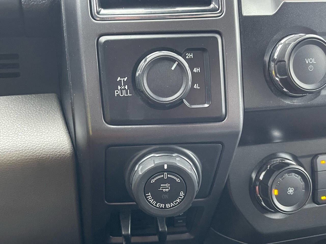 Used 2019 Ford F150 XLT w/ Equipment Group 301A Mid image 22