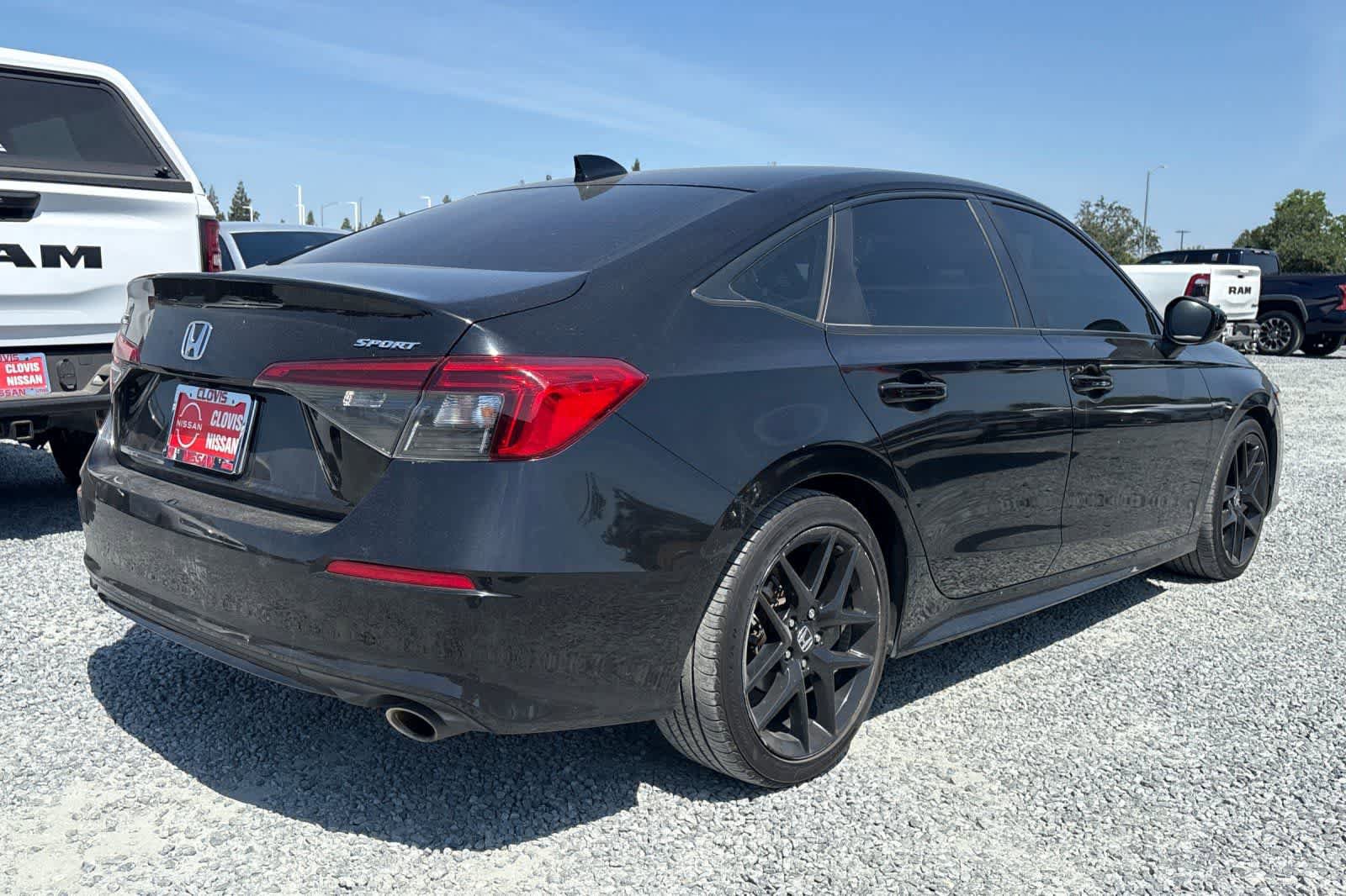 Used 2022 Honda Civic Sport image 3
