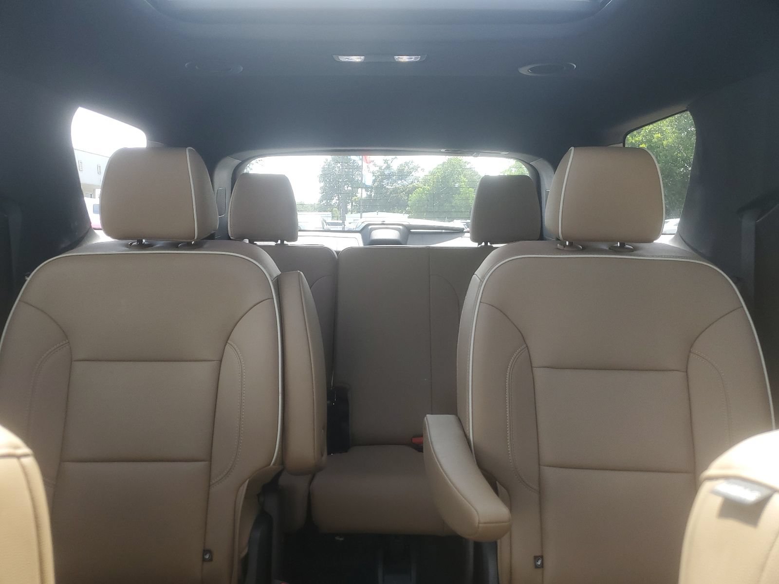 Certified 2023 Chevrolet Traverse Premier FWD image 13