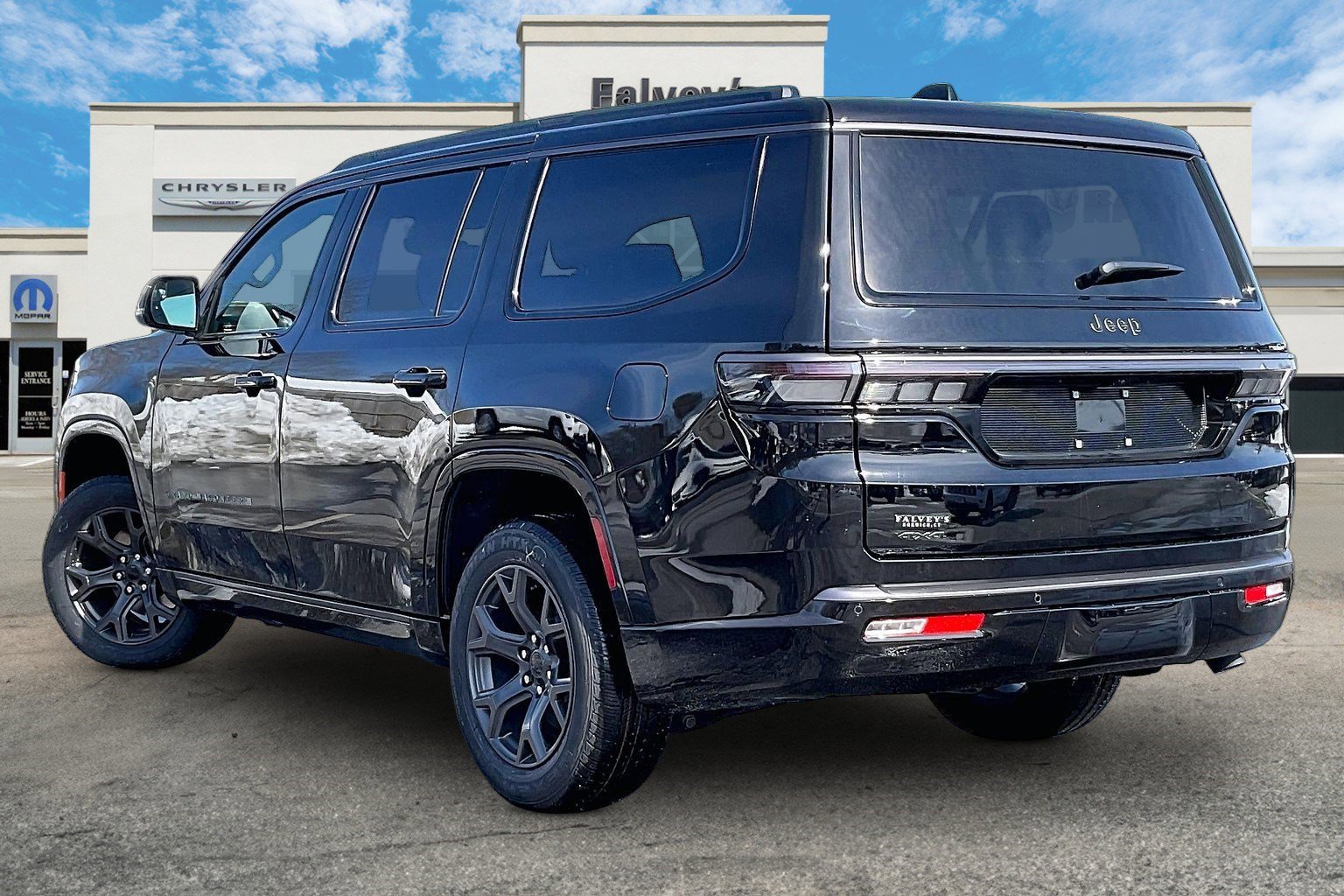 New 2026 Jeep Grand Wagoneer Limited w/ Premium Group II image 3