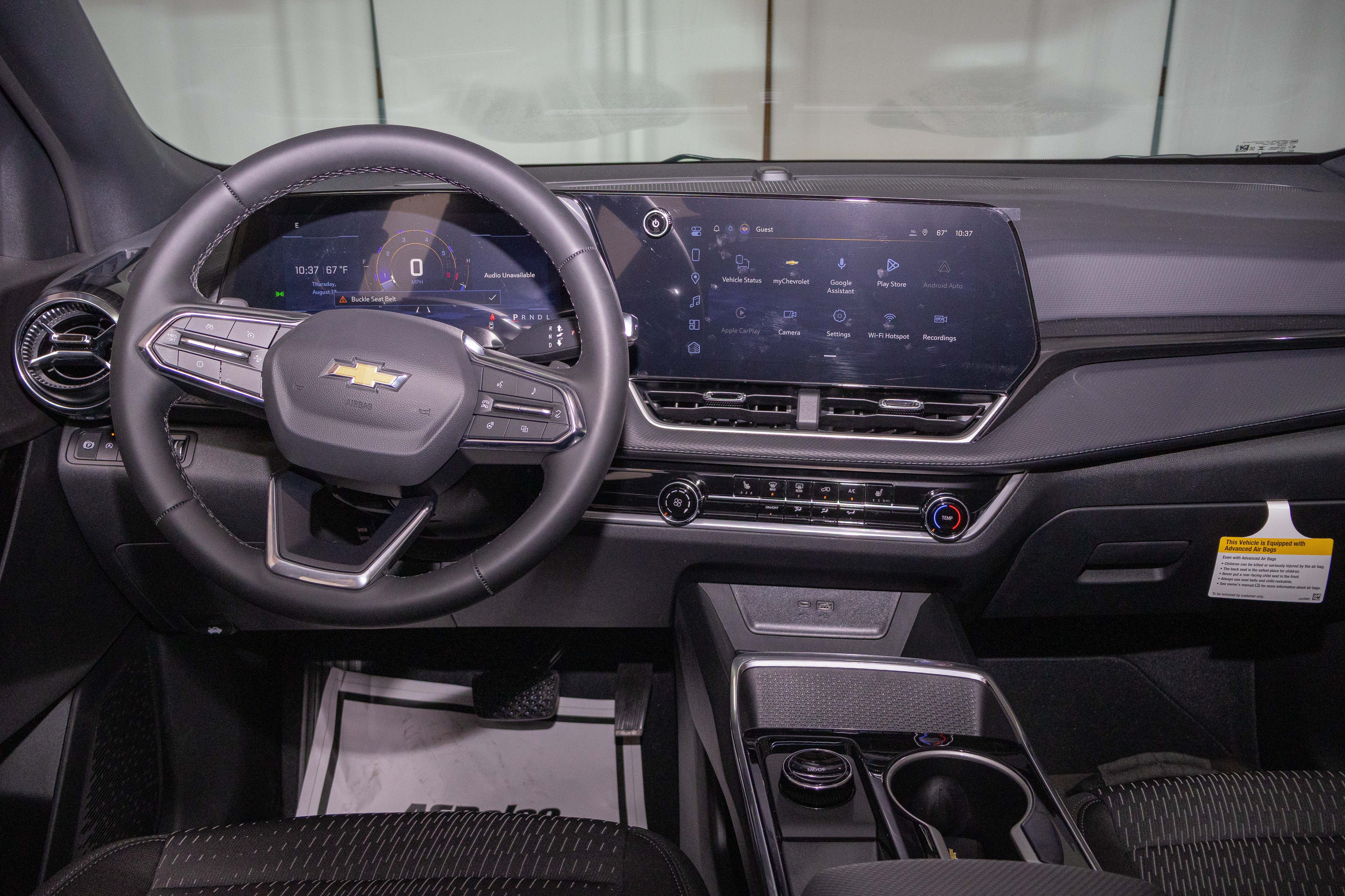 New 2027 Chevrolet Equinox LT w/ Safety and Technology Package FWD image 14