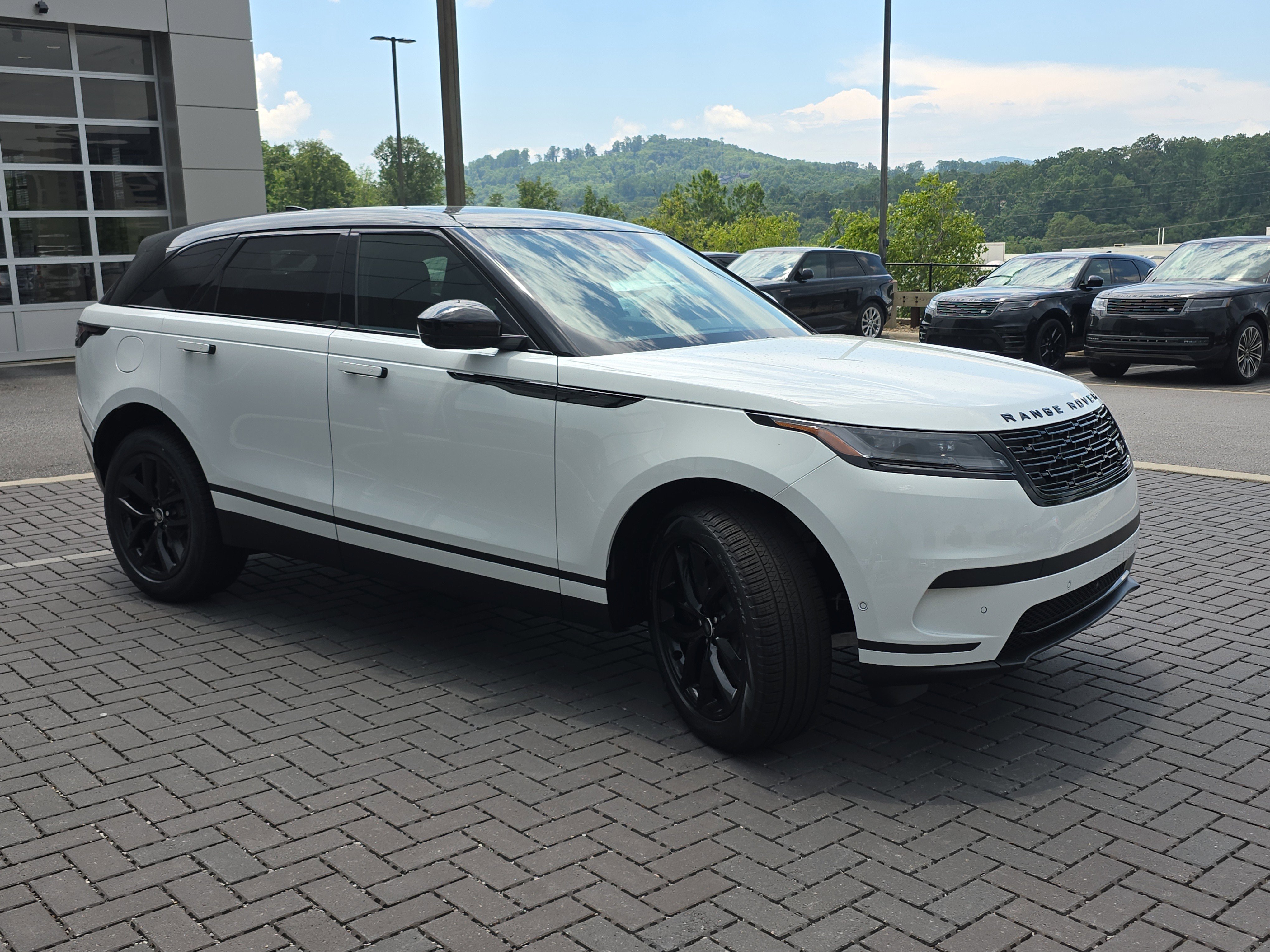Certified 2026 Land Rover Range Rover Velar S AWD/4WD image 3