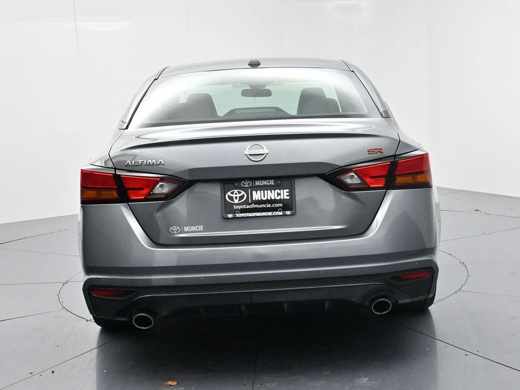 Used 2024 Nissan Altima 2.5 SR image 7