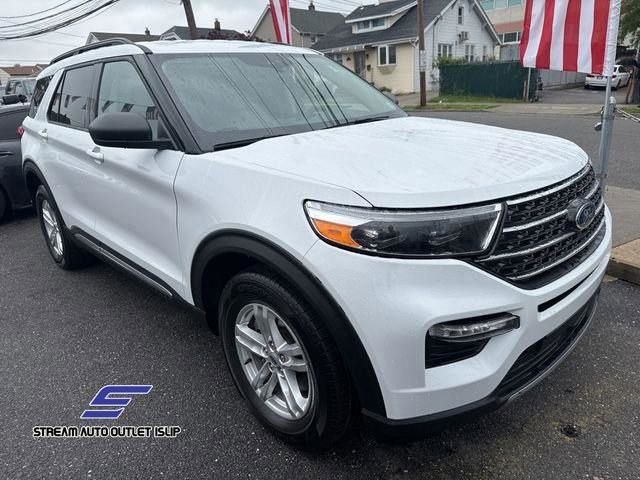 Used 2023 Ford Explorer XLT w/ Equipment Group 202A image 15