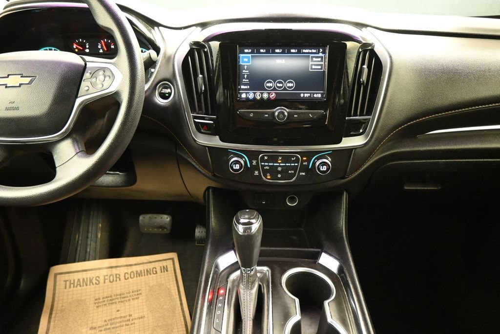 Used 2020 Chevrolet Traverse LS FWD image 17