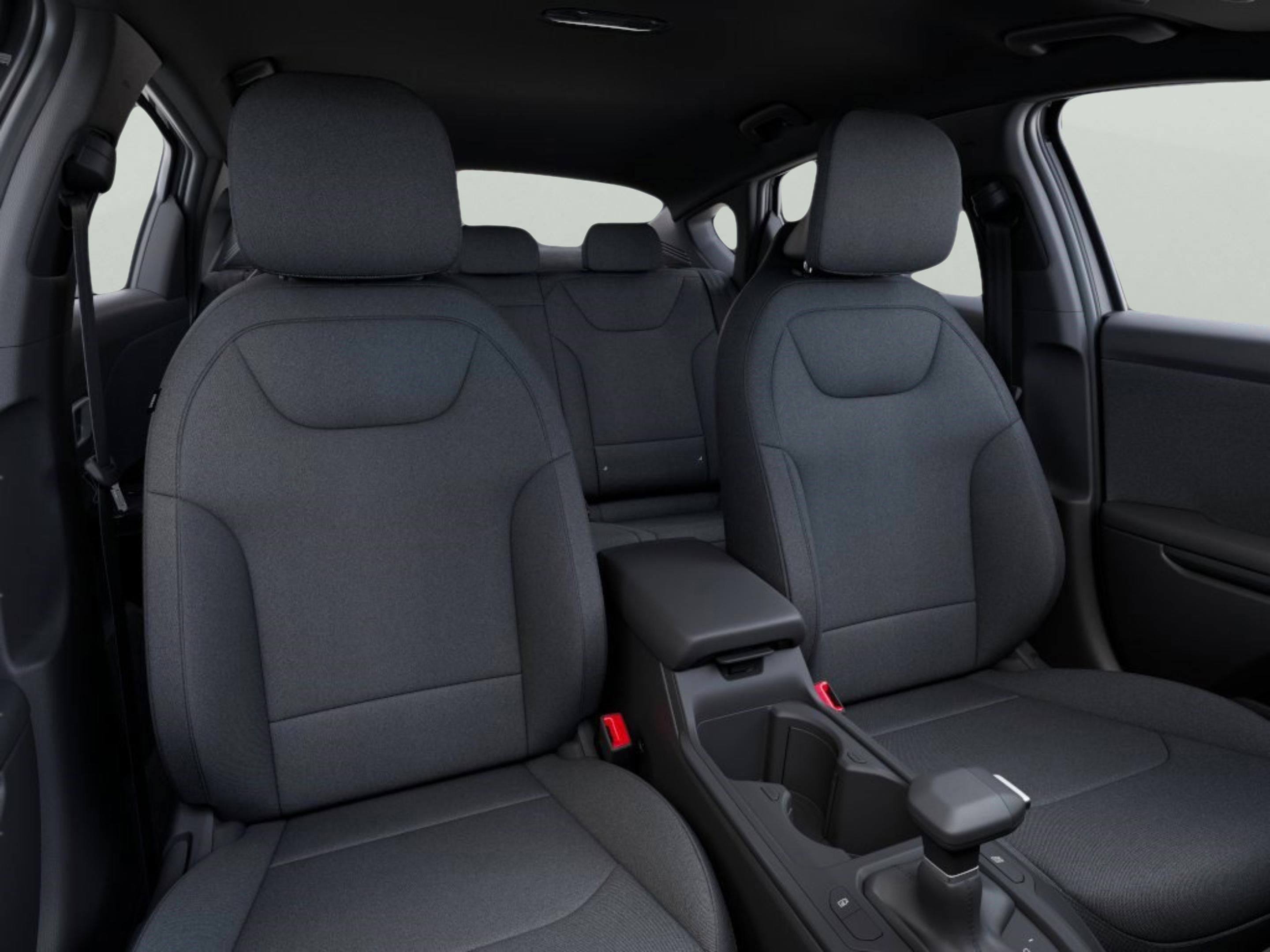 New 2026 Kia K4 LXS image 15