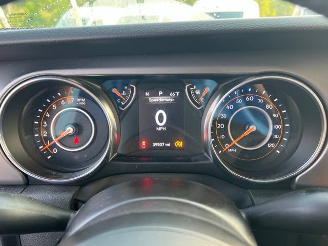 Used 2022 Jeep Gladiator Sport AWD/4WD image 19