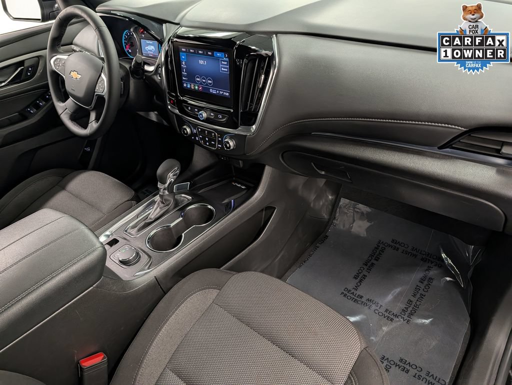 Used 2023 Chevrolet Traverse LT FWD image 35