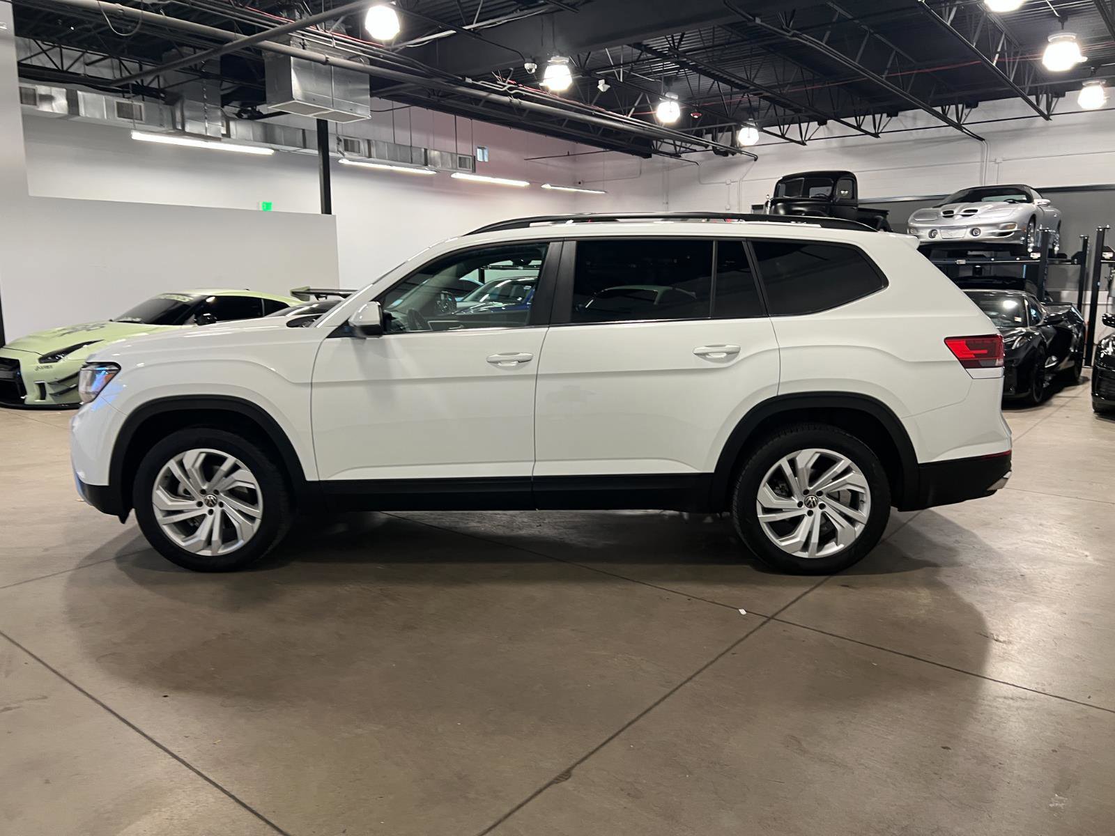 Used 2022 Volkswagen Atlas SE w/ Panoramic Sunroof Package image 6