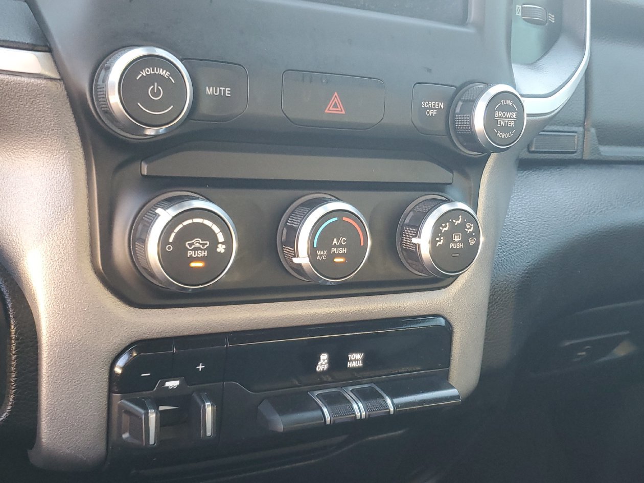 Used 2021 RAM 1500 Big Horn RWD image 22