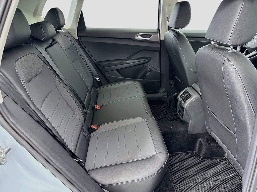 New 2026 Volkswagen Taos SE FWD image 20