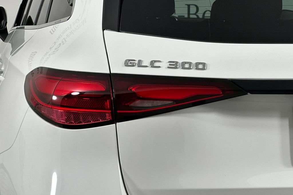 Certified 2026 Mercedes-Benz GLC 300 image 34