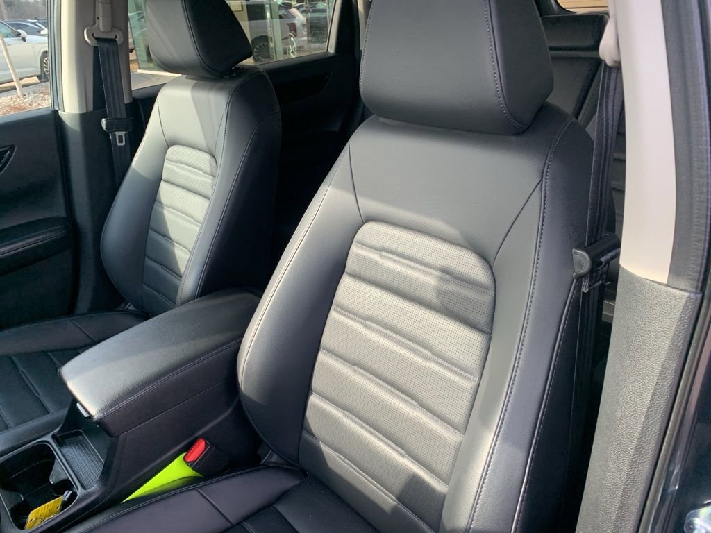 Used 2024 Honda CR-V EX-L image 13