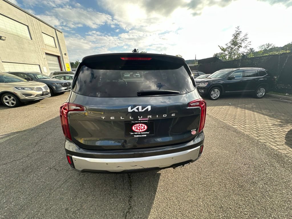 Used 2024 Kia Telluride S w/ S Sunroof Package AWD/4WD image 4