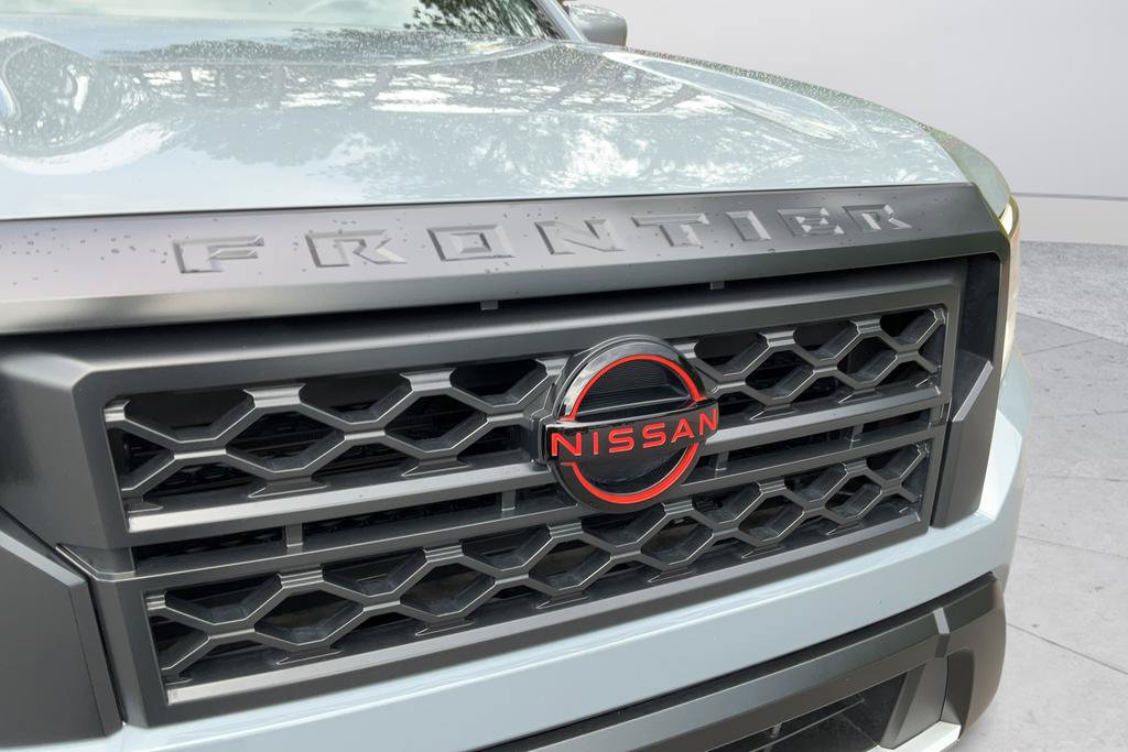 Used 2024 Nissan Frontier PRO-4X w/ Technology Package AWD/4WD image 30