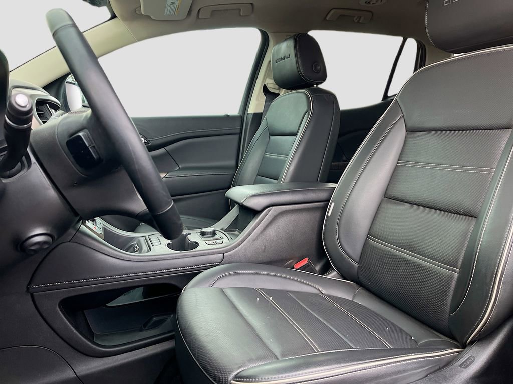 Used 2023 GMC Acadia Denali w/ Black Diamond Edition AWD/4WD image 20