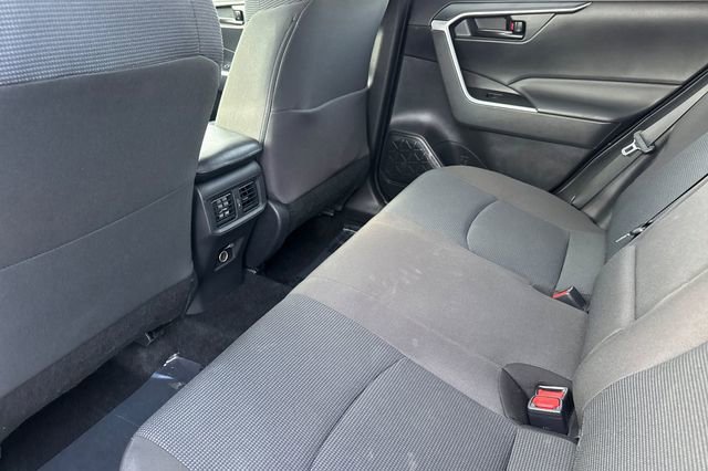 Used 2023 Toyota RAV4 LE image 14