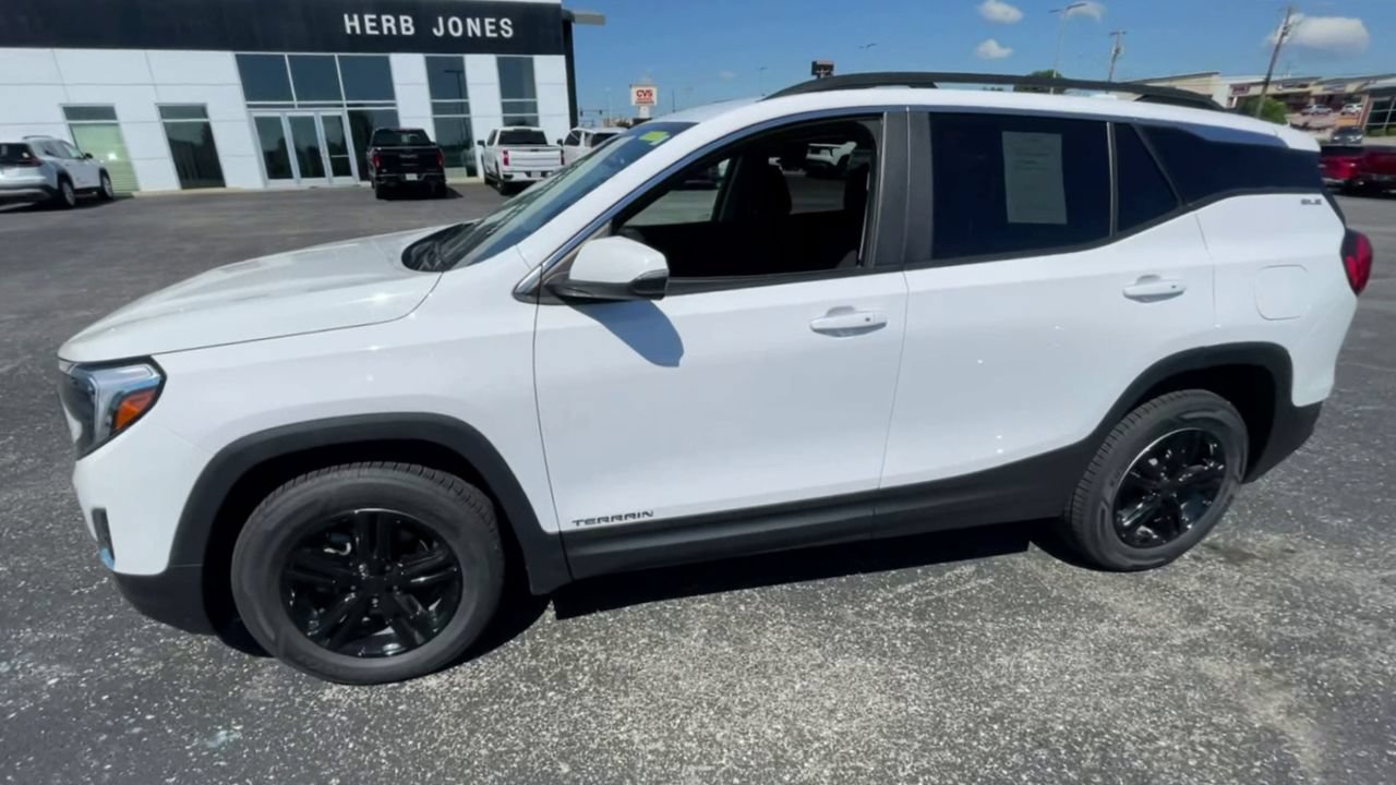 Used 2021 GMC Terrain SLE w/ Driver Convenience Package AWD/4WD image 6