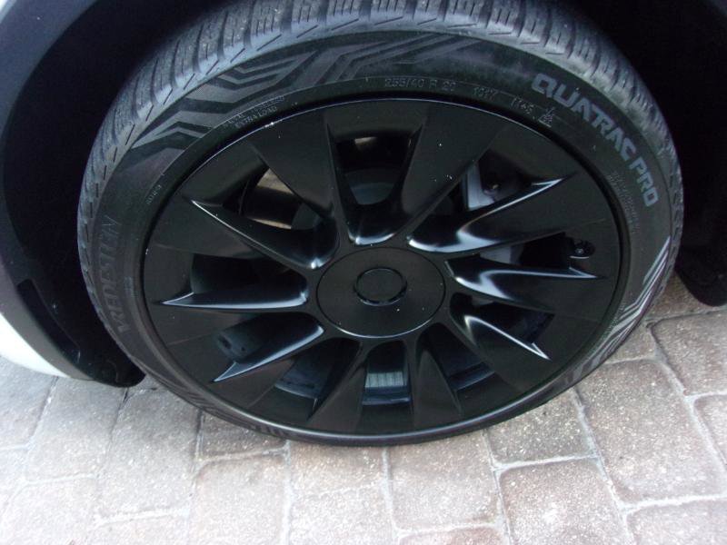 Used 2021 Tesla Model Y Long Range image 39