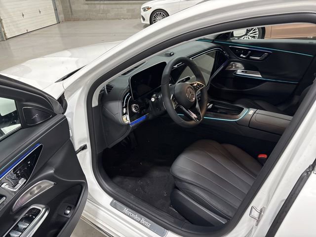 New 2025 Mercedes-Benz E 350 4MATIC Sedan image 11