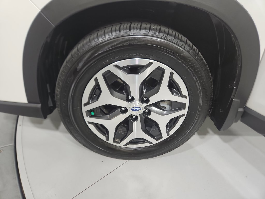 Certified 2024 Subaru Forester Premium AWD/4WD image 22