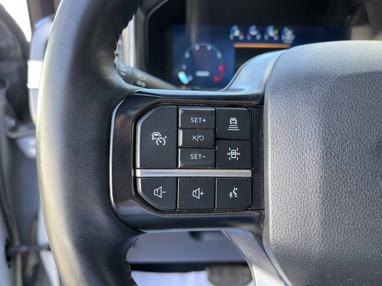 Used 2026 Ford F350 Platinum AWD/4WD image 22
