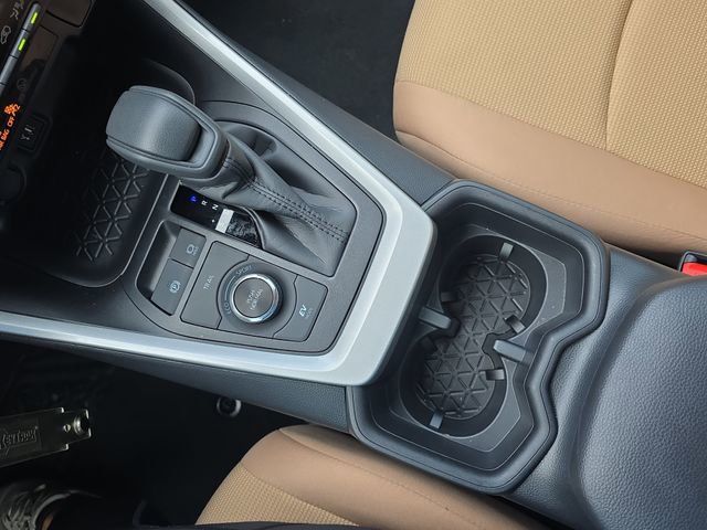 Used 2025 Toyota RAV4 LE image 24