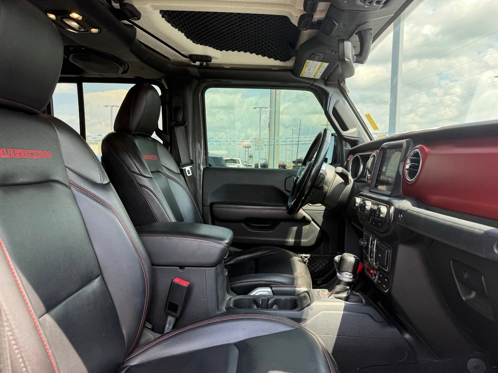 Used 2021 Jeep Gladiator Rubicon AWD/4WD image 7