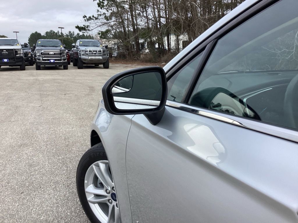 Used 2018 Ford Fusion S image 19