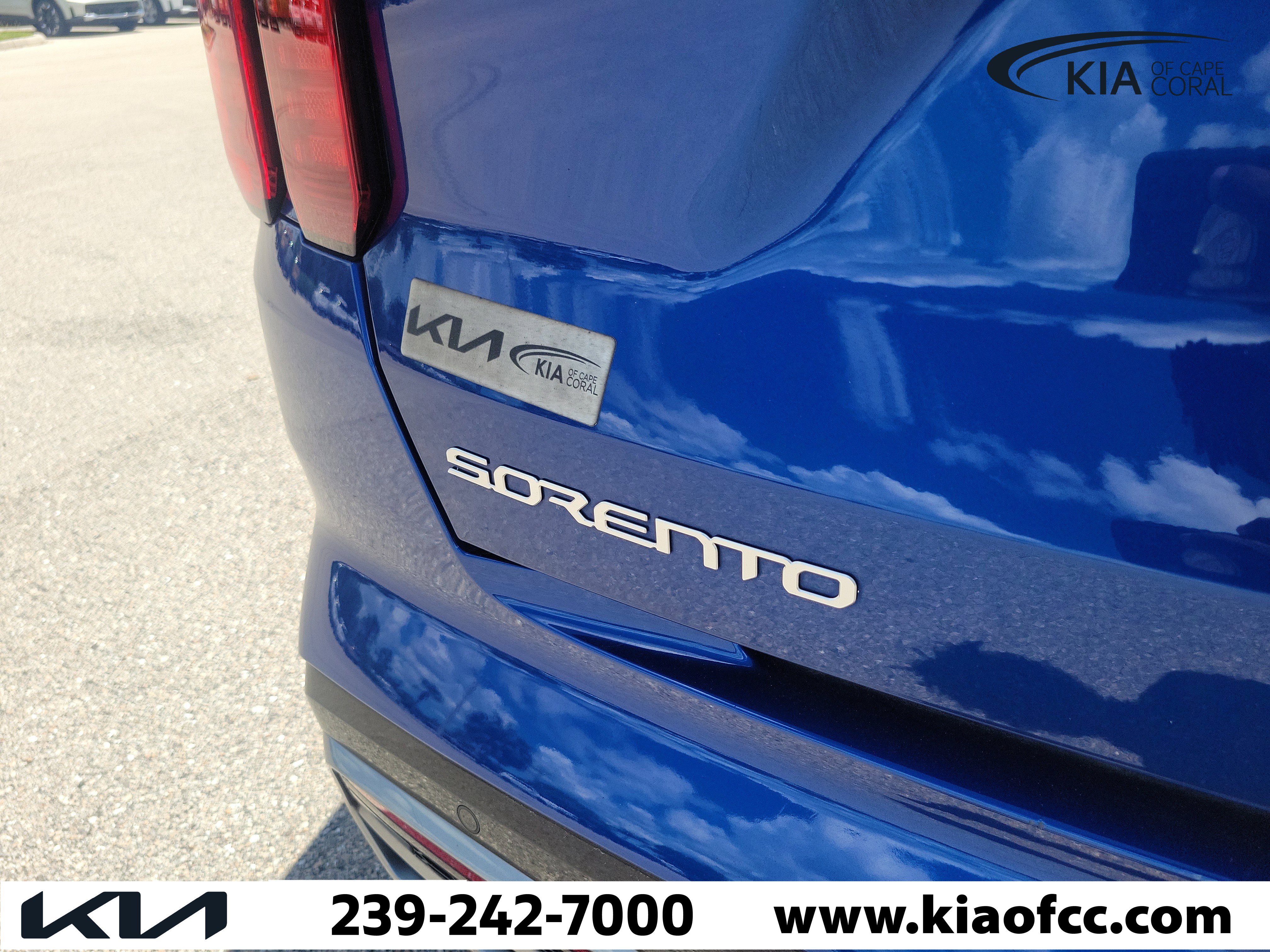 Certified 2023 Kia Sorento S w/ Panoramic Sunroof Package FWD image 11