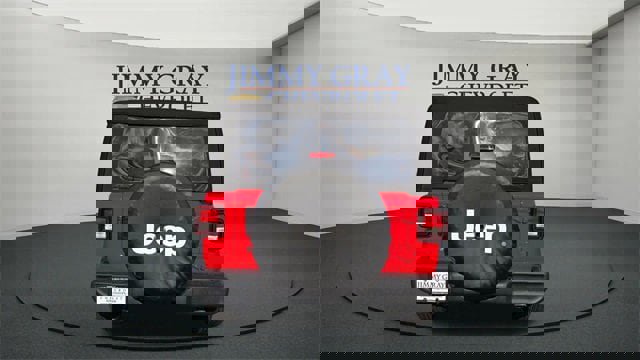 Used 2024 Jeep Wrangler Sport image 4