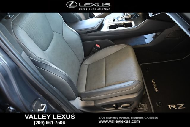 Used 2024 Lexus RZ 300e Premium w/ Technology Package FWD image 20