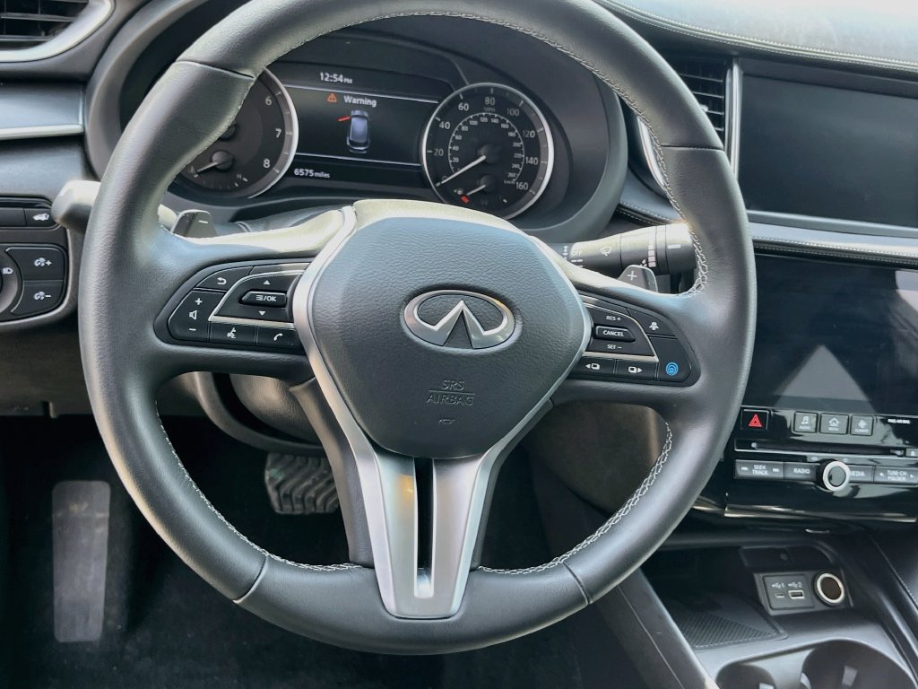 Used 2025 INFINITI QX50 Luxe AWD/4WD image 11
