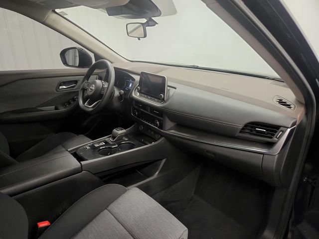 Used 2023 Nissan Rogue SV FWD image 27