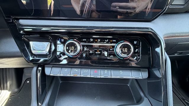 New 2026 GMC Sierra 2500 AT4 w/ Technology Package AWD/4WD image 24